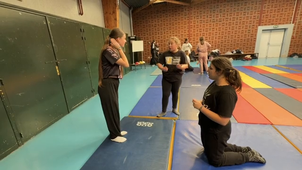 O1 L3 – APSA Lutte – Etablissement Collège Vauban – Classe 5ème – L 3 / 9 .mov