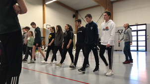 Danse. Lycée Paul Hazard 2. Classe 2°