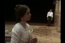 02. Strosser Fontaine et bague.mp4