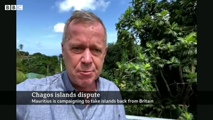 Mauritius sends boat to contested Chagos Islands - BBC.mp4