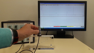 Cartographie des défauts dans un cube en acrylique sonde de 1 MHz